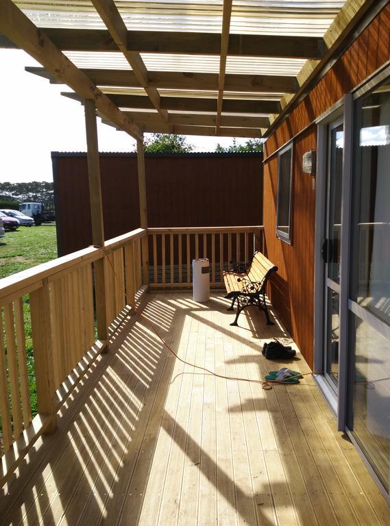 Auckland Karaka Country Retreat Hotel Room photo