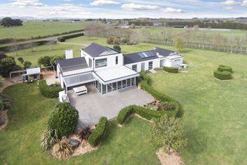 Auckland Karaka Country Retreat Hotel Exterior photo