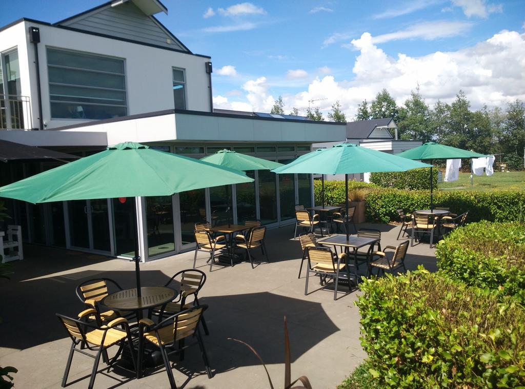 Auckland Karaka Country Retreat Hotel Exterior photo